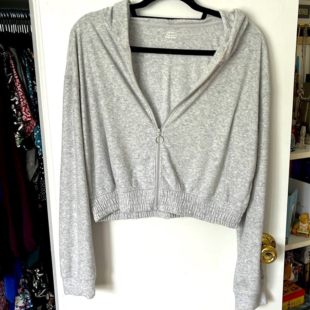 Cropped gray zip up hoodie